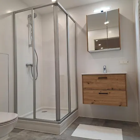 Semmering Apartment アパート